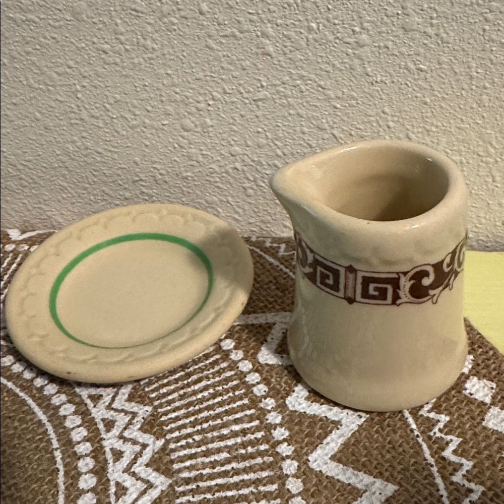 Syracuse China Econo-Rim Ceramic Cream and butter pat sets railroad/hotel ware - Picture 3 of 6